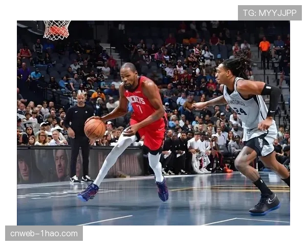 开拓者侧翼防守资源塞布尔表现亮眼,但整体防守体系薄弱 开拓者侧翼防守资源塞布尔表现亮眼,但整体防守体系薄弱